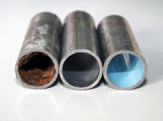 2 Strumpinfodring Istället för att föra in hårda rör i ledningen kan man använda sig av flexibla foder, gjorda av glasfiber, plast eller väv impregnerad med konstharts.