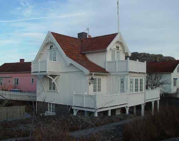 Lotsgatan 1 Hunnebo 1:298, byggt 1907 Värden att bevara: Granitgrund Motivering: Huset har ett miljöskapande värde för den södra delen av hamnen som en del av den karaktäristiska klättrande