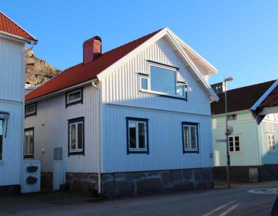 Södra Strandgatan 17, Hunnebo 1:35. byggt 1945 Värden att bevara: Husets proportioner, granittrappa, granitgrund.