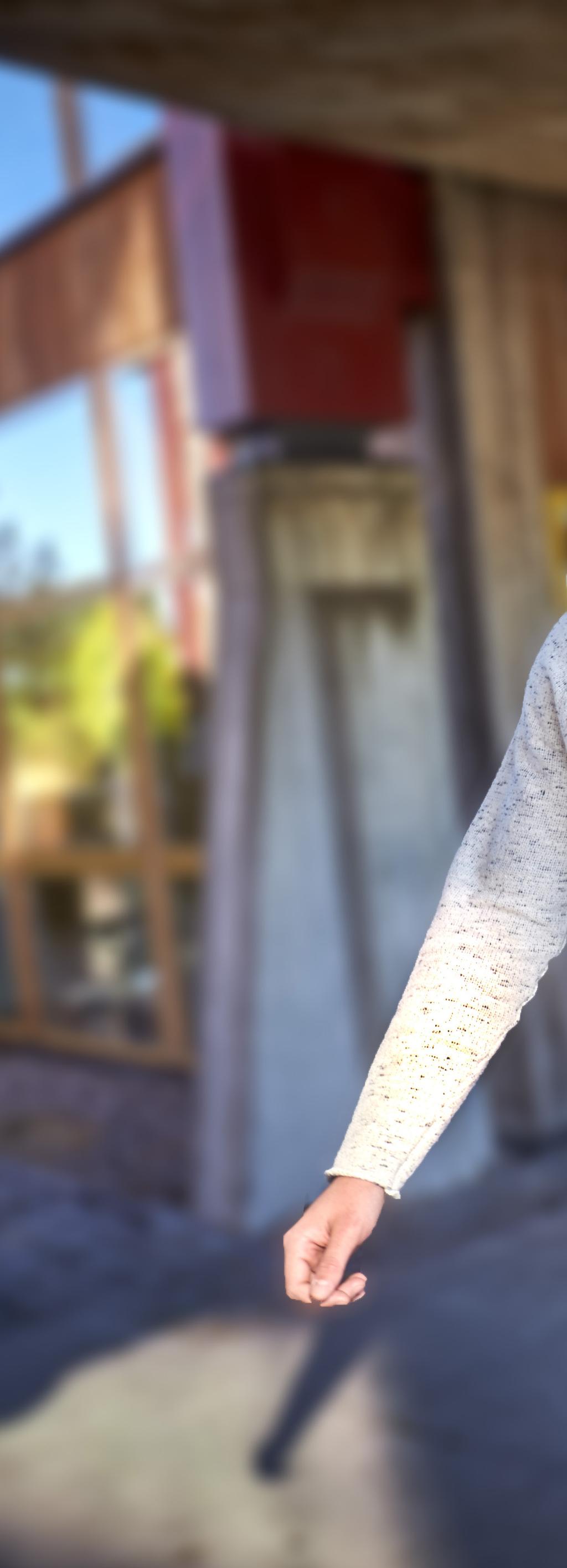 Accessories Tillbehör för ökad effektivitet och flexibilitet Bekvämt dockningsbart läsbord Dockningsbart och mycket stabilt läsbord med friktionsbromsar i X-/Y-led som gör det enklare och mer