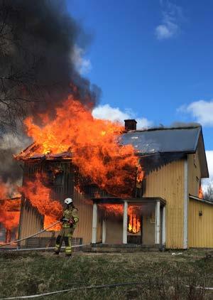 VIKTIGA HÄNDELSER Hantera olyckor och samhällsstörningar minskade skador Kompletterande och fördjupade risk- och sårbarhetsanalyser har genomförts för medlemskommunernas samhällsviktiga verksamhet.