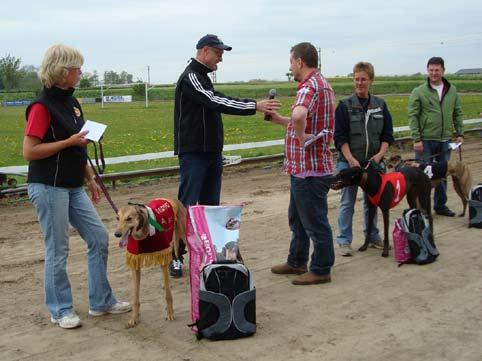 Bumpy Ride startade i klass 1 över sprinterdistans ingen lätt uppgift för en debutant. Pennys Trix vann detta lopp före Danmarks Hi Calibre och Sonny My Boy.