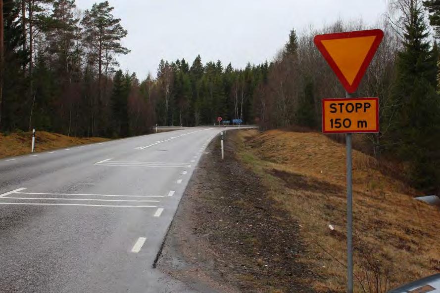 1 Uppdragsgivare: Undersökning utförd: Bilagor: Räddningstjänsten i Herrljunga Anders Dahn Step samt foto bilaga Upplysningar om olyckan Larm tid: 03:23:51 Adress: Korsning länsväg 181/183 Olyckstyp: