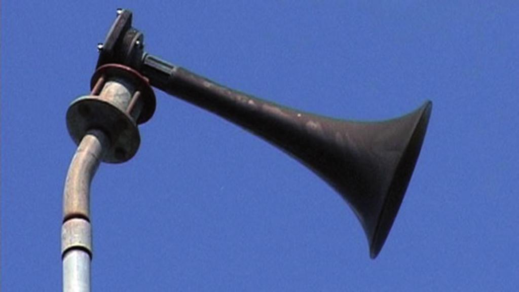 Varningssignalen - VMA Viktigt meddelande till allmänheten Vid allvarliga olyckor där allmänheten kan utsättas för fara - t ex vid gasutsläpp - finns ett särskilt varningssystem.