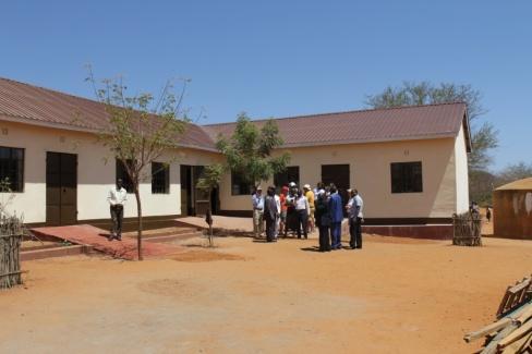 Bilder efter renovering Kalunguni Primary; 105