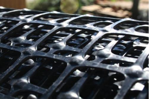 Geonät GS-GRID geonät Lastfördelande geonät för stabilisering och förstärkning av bärlager inom vägbyggnation, parkeringsanläggningar och arbetsplattformar. GS-GRID tillverkas av Polypropylen.