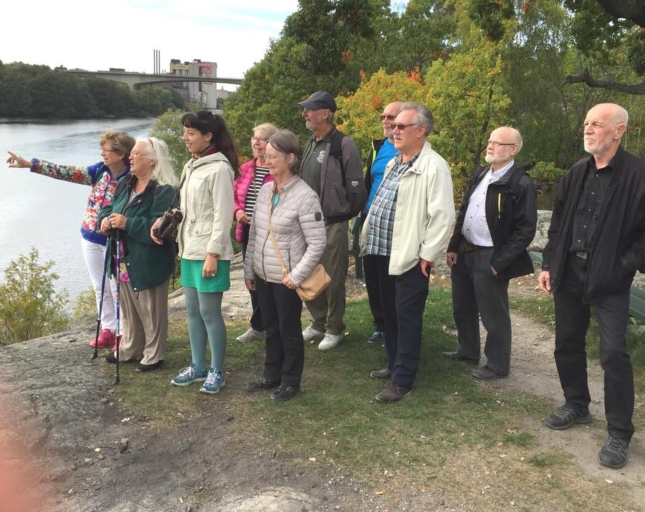 Stadsvandring med Söderringen 2016 Söndagen den 25:e september var det dags för vår årliga vandring i staden. Anders W. hade bestämt upplägget och det gjorde han bra. Vi träffades kl.