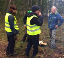 Operation vildmark Upp på morgonen, jobba hela dagen, hem och hämta kängor och ryggsäck, ut i skogen för att promenera hela natten utan mat. Märkligt tänk, så här i efterhand.