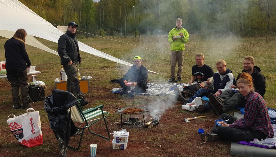 Guldkniven Foto: Denise Olsson Foto: Denise Olsson Redan på lördagen den 13 maj började Guldkniven och tio tävlingslystna Utmanar- och