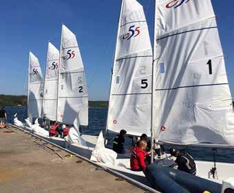 SVENSK SEGLING: UTBILDNING & KLUBBAR Utökade möjligheter att prova på segling Under Jr Cup på Marstrand bjöd vi, i samarbete med Kungälvs Kommun, in ungdomar från deras fritidsgårdar.