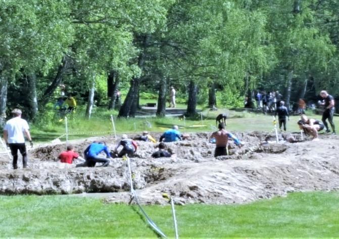 3.4 Tävlingsarrangemangs- och kartkommittén (TAKK) Organisation TAKK har bestått av Lars Stigberg (sammankallande), Thomas Eriksson, Tor Lindström, Jörgen Persson, Anders Winell och Per Ånmark.