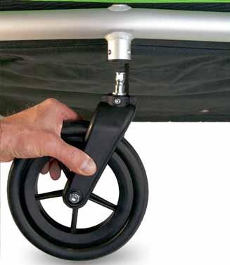 Bygga om Croozer Kid till Barnvagn Bygga om Croozer Kid till Barnvagn Om cykelarmen eller terrängsetet finns monterat på Croozer Kid ska dessa element demonteras och låssprintarna stickas in i
