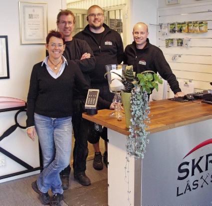 REPORTAGE RUNDRESA I LÅSSMEDSSVERIGE Nyrenoverade lokaler och full fart Sommarens rundresa bjöd på både nyheter och spännande möten med drivna låsföretagare.