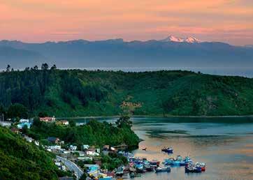 Dag 7 8 jan Puerto Montt, Chile Under 9 timmar ligger vi i Puerto Montt i norra Patagonien. Här slutar alla vägar ska man längre söderut i Chile får man antingen flyga eller åka båt.