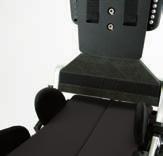 4 Lättjusterbara höftstöd som monteras på armstöden, ger extra stöd och kan minska stolens bredd