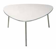 PARKER bord Design: Mårten Cyrén & Jonas Osslund Ett bordsprogram med välbalanserade proportioner och tydlig karaktär, finns i fleraformer och storlekar för mångsidig användning och funktion.