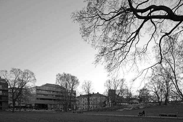 INEXAKTICITETEN, DEL 2 Johan Johansson, Pär Eliaeson pe: Johan, när du såg det här huset så fick du en idé? jj: Inte riktigt först, när jag såg huset, kan jag säga att jag fick en idé.