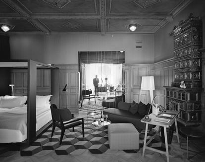 NOBIS HOTEL Peter Hallén Allt började I Rom, men familjen Catenaccis och min gemensamma historia började tidigt 1980-tal vid Folkungagatan i Stockholm på restaurang Caina, som mamma Mathilde och