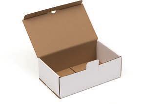 Stansad låda Stansad låda av enkelwell som försluts enkelt med låsflikar.
