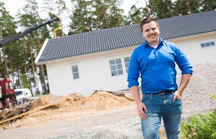 Varför är det svårt att bygga billiga hyresrätter i Sverige? - Det är dyrt att producera i Sverige. I början av byggkedjan är det någon som tar fram råmaterial, trä eller betong.
