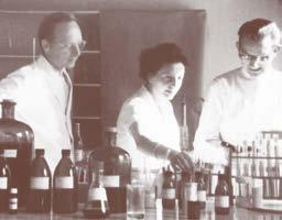 142 WALA Heilmittel GmbH Kärnan i Dr. Hauschkas hudvård WALA läkemedel Sedan år 1935 har WALA Heilmittel GmbH utvecklat naturliga produkter.