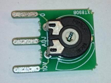ADJ (gul). Vit till GND (svart & grå) Potentiometer: Får ej vara kvar om det finns en inkopplad! 4.