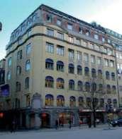 Byggnaden kompletterades 1939-40 och 1956-58 mot Luntmakargatan med gestaltningsmässigt enklare kontorsbebyggelse. Thulehuset uppfördes ursprungligen i sju våningar.