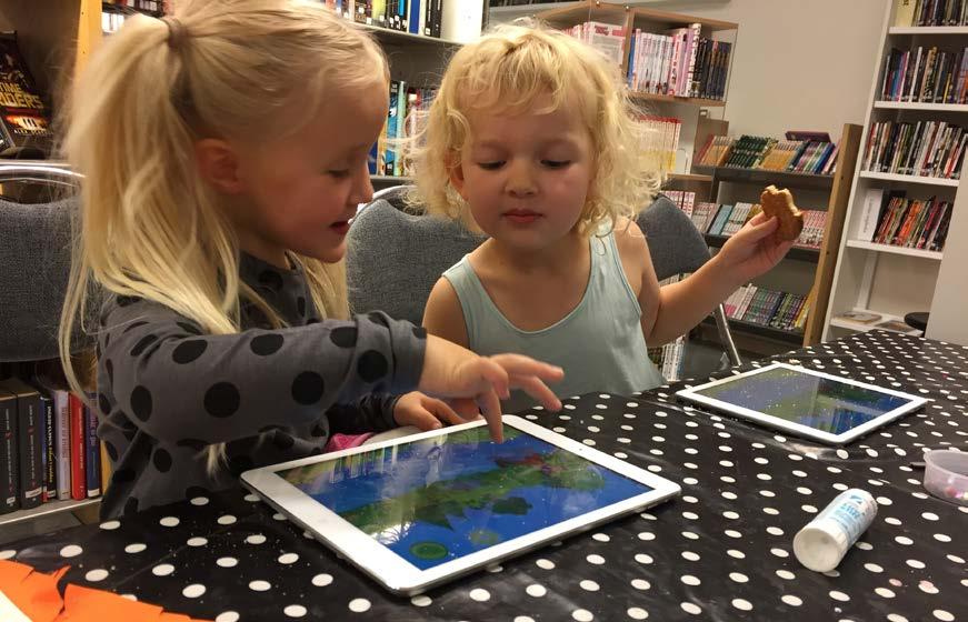 16 Förvaltningsberättelse Håbo kommun årsredovisning 2016 emedborgarveckan Fredagshäng Under emedborgarveckan i oktober fick de yngsta besökarna interagera med sagor och berättelser med surfplattans