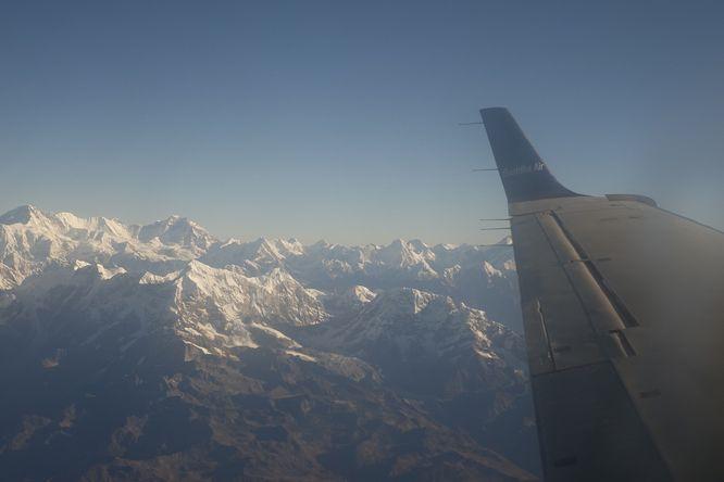 Flyg över Himalaya.
