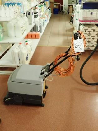 00 kr exkl moms Kombiskurmaskin Nilfisk CA340