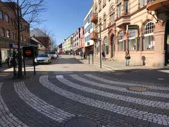 Trelleborg. Frirum Delar av Algatan och C B Friisgatan i Trelleborg är exempel på ett frirum. Det är rum för cyklister, fotgängare och lekande barn.