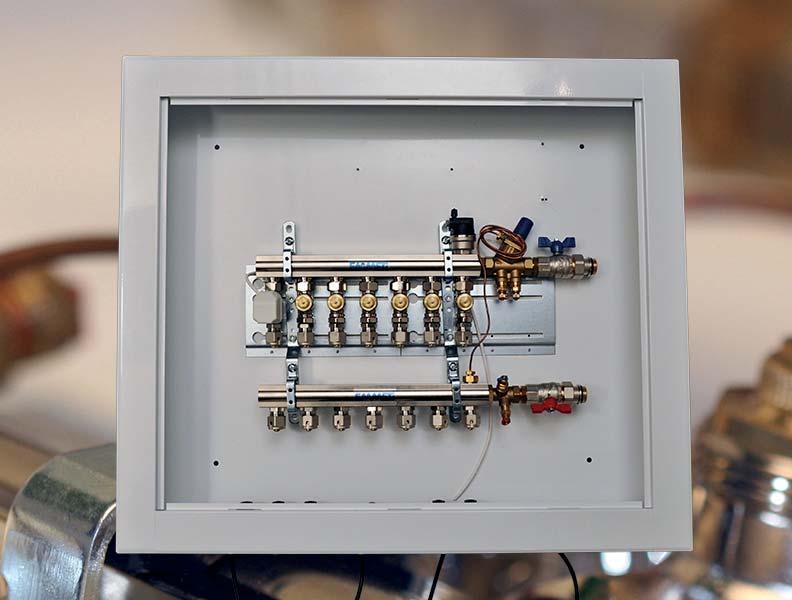 Värmedistribution/Värmecentral Core används som central för att distribuera värme till radiatorer.