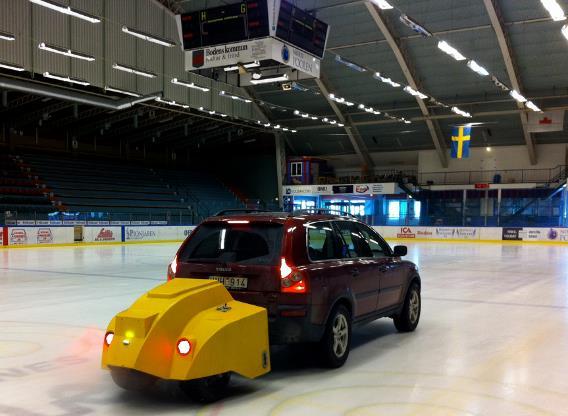 3.7 Utvärdering av RFE 3.7.1 Inledning Denna rapport beskriver utvärderingen av Volvo Cars Road Friction Estimation (RFE) algoritm.