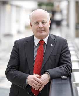 AIAB:s strategi på kort sikt är att öka utnyttjandet av den befintliga anläggningen genom att få fler tåg att angöra Arlanda. På medellång sikt handlar det om att tillämpa fyrstegsprincipen.