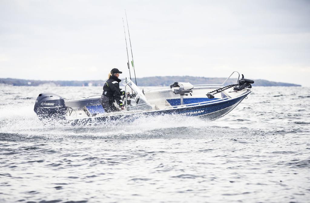 175 cm 451 cm SPORTSMAN 445 CATCH En planande båtmodell, lämplig i hav och insjö och som renodlad sportfiskebåt för bl a gädda och gös.