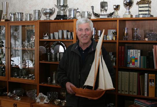 Gullviksregattan 8/8 Gullviksregattan har seglats i flera decennier. Det har varit Rydmans epok, Ögrens Epok, Düners epok och uppehåll några år mellan varje epok.