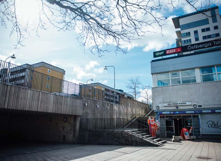 elever behövde en skolplats. Så blev det inte. I vår stadsdel är det Hagsätra skolan som tagit störst ansvar. Igen.