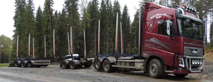 Typfordonskombination 74-7, Lastbil med femaxlig släpvagn för timmertransport 71 ton Kombinationen är ganska vanlig timmerkombination under 24 m och liknar Volvos dispensfordon ST-grupp.