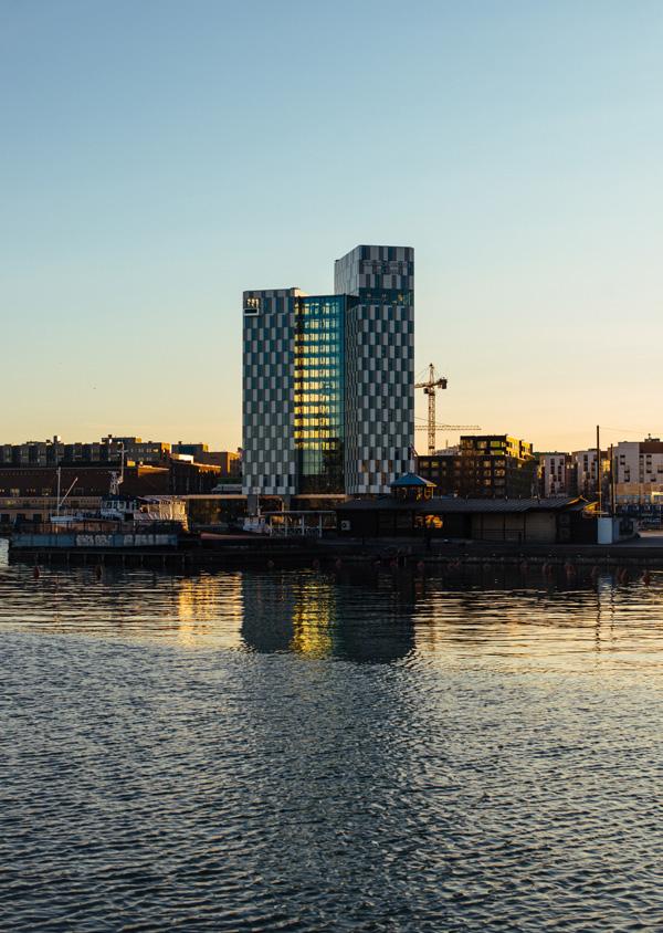 År 2017 fanns det 69 hotell i Helsingfors, med