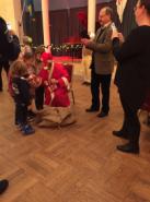 Hänt i logen Barnfesten 2017 Årets julgransplundring genomfördes i Logehuset fredagen den 6/1 av 13 Birkabröder med barn och familjer.