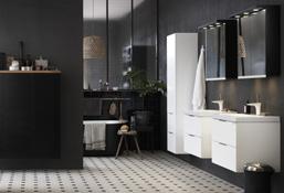 10 BALLINGSLÖV BAD Bright Med Bright får du en väldesignad möbel som passar i stort sett alla badrum.