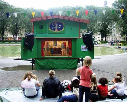 När: 25 29 jui klocka 9 17 Foto: Sara Mc Key Vä med vatt Simskola När: mådag fredag 23 juli 17 augusti För vem: Födda 2011 2012 Var: Kaaabadet och