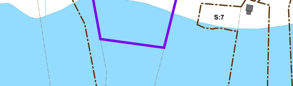 Planerad ny bebyggelse är placerad ca 60 meter från järnvägsspåret. Figur 3. Översiktsbild över området Bräcke 1:95. På bilden syns den befintliga sågverksamheten.