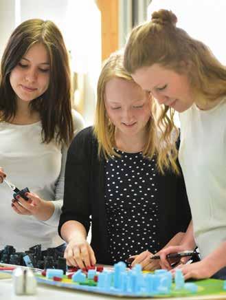Uppföljning prioriterade målområden - förbundsövergripande UPPFÖLJNING AV PRIORITERADE MÅLOMRÅDEN KUNSKAP, UTVECKLING OCH LÄRANDE Minst 90 % av eleverna ska erhålla examensbevis.