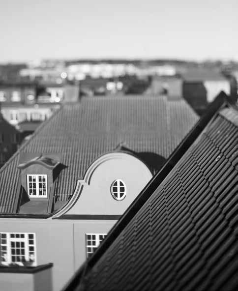 38 Linköpings Stadshus årsredovisning 2013 Förvaltningsberättelse Förslag till vinstdisposition Moderbolagets fria vinstmedel uppgår till 2 755 472 704 kronor enligt följande: Balanserade vinstmedel
