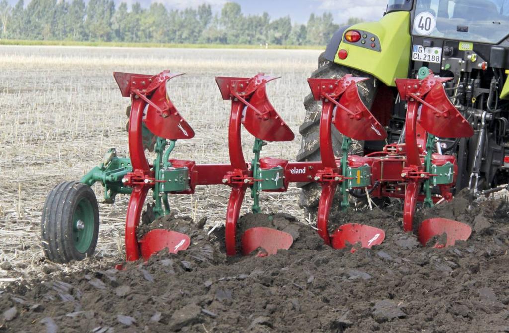 Kverneland 150 S Ett perfekt val för lätta och medeltunga jordar Kverneland 150 S Kverneland 150 S är en lätt och robust buren växelplog med stegvis,