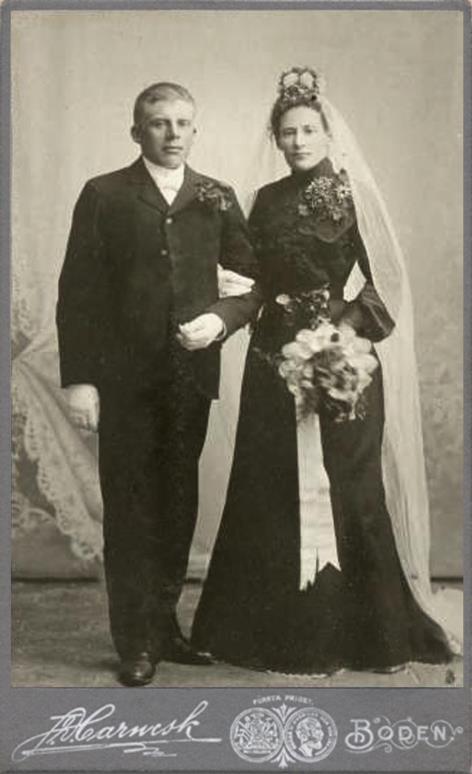 1904 1906 Carl Almqvist (1876-1956) f och d i Svartbjörnsbyn, Överluleå gifte sig 1904 med Maria