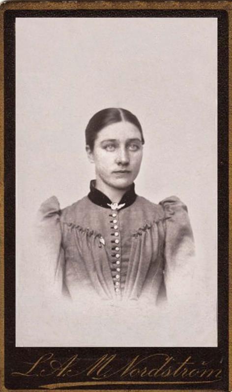 Han blev 1872 misstänkt för falskmynteri av sedlar som framställts på fotografisk väg men han och hustrun frikändes i brist på bevis. Han var resefotograf under sommarmånaderna 1874-1876.