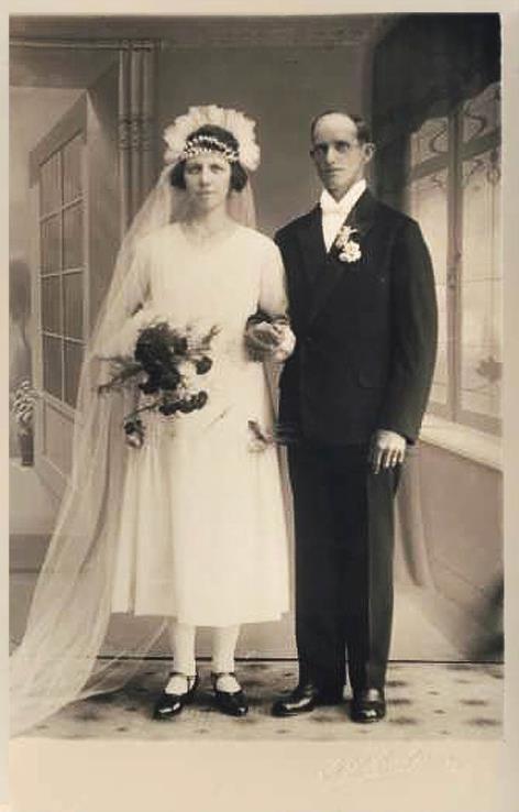 1926 1928 Elin Sundqvist g Hedman (1893-1948) f i Antnäs, Nederluleå ls, d i Rosvik gifte sig