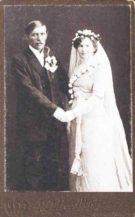 1913 1916 Bonden Hjalmar Lindfors (1887-1961) f i Ersnäs, Arvidsjaur och d Arvidsjaur gifte
